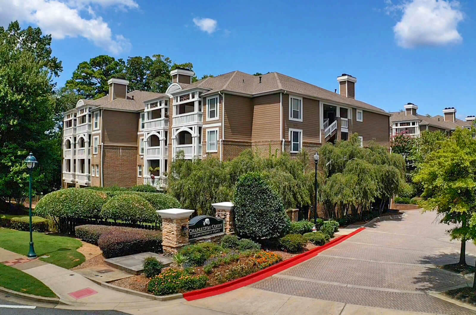 Gallery Charleston Court Luxury Apartment Homes