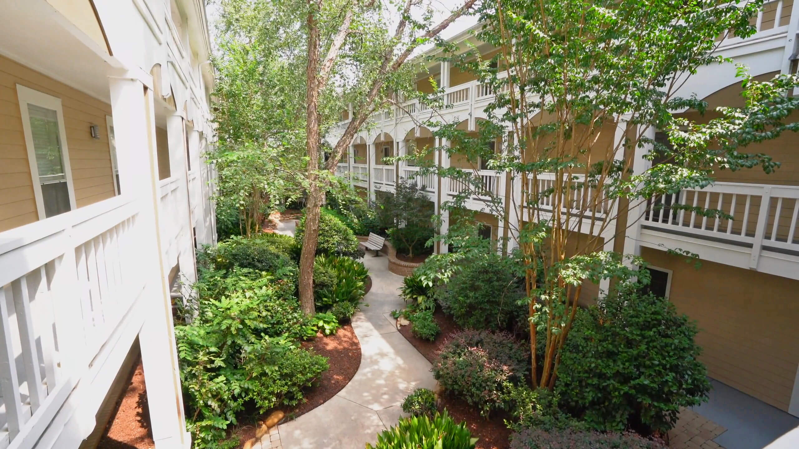 Gallery Charleston Court Luxury Apartment Homes Gallery Charleston Court Luxury Apartment Homes
